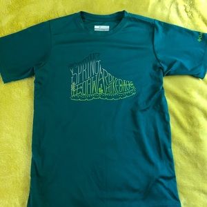 Boys Columbia tee 10/12 BNWOT